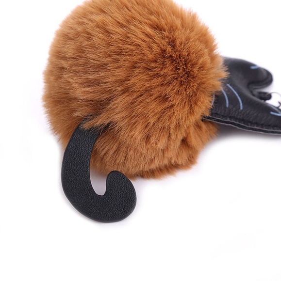 Brown Pompom Kitty Keychain - Picture 3 of 3